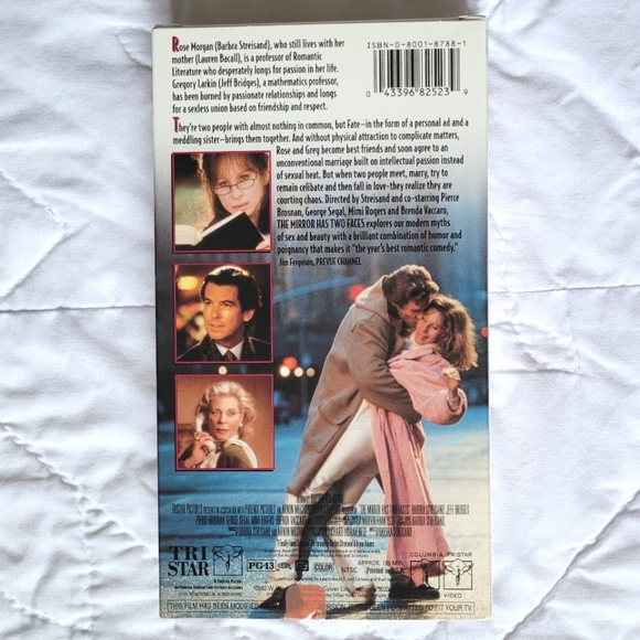 2/$15 🌼 The Mirror Has Two Faces VHS - Picture 2 of 5